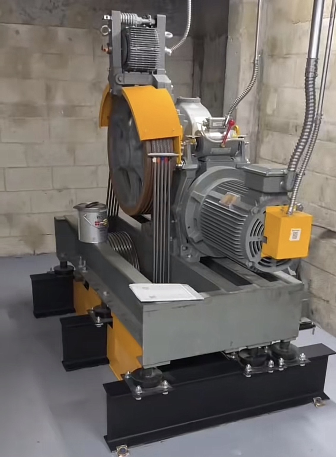 Elevator maintenance